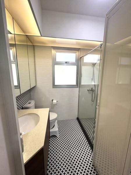 228B Ang Mo Kio Street 23, 228B Ang Mo Kio Street 23, Ang Mo Kio / Bishan / Thomson, 3 Bedrooms, 1,001 sqft, HDB Flat For Sale, by Edwin Ferroa, 500249869 - Bathroom (Master) - PropertyGuru.com.sg