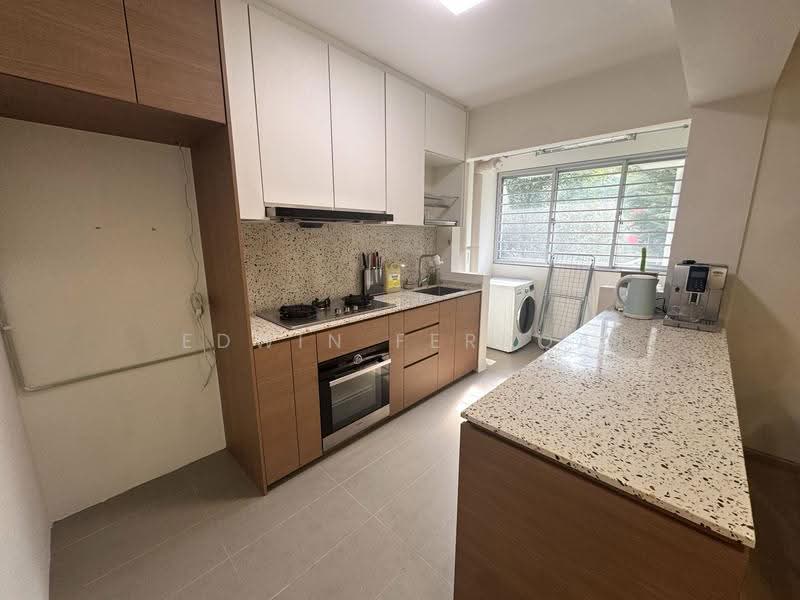 228B Ang Mo Kio Street 23, 228B Ang Mo Kio Street 23, Ang Mo Kio / Bishan / Thomson, 3 Bedrooms, 1,001 sqft, HDB Flat For Sale, by Edwin Ferroa, 500249869 - Kitchen - PropertyGuru.com.sg