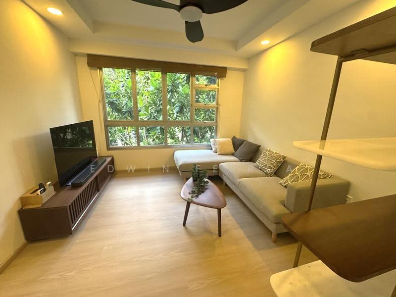228B Ang Mo Kio Street 23, 228B Ang Mo Kio Street 23, Ang Mo Kio / Bishan / Thomson, 3 Bedrooms, 1,001 sqft, HDB Flat For Sale, by Edwin Ferroa, 500249869 - Living Room - PropertyGuru.com.sg