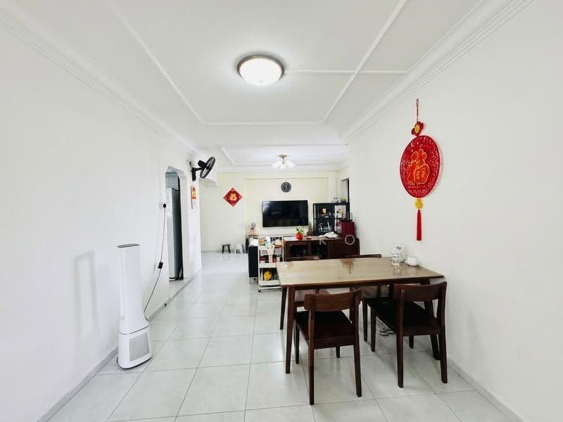 604 Senja Road, 604 Senja Road, Dairy Farm / Bukit Panjang / Choa Chu Kang, 3 Bedrooms, 1,292 sqft, HDB Flat For Sale, by Shawn Koh, 500249879 - Living Room - PropertyGuru.com.sg