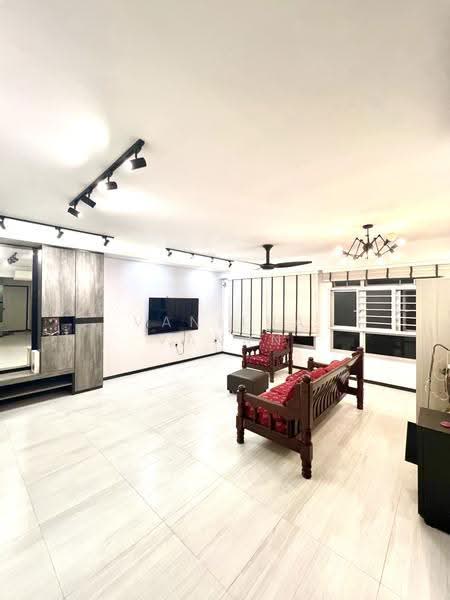 338D Anchorvale Crescent, 338D Anchorvale Crescent, Hougang / Punggol / Sengkang, Room Rental, 250 sqft, HDB Flat For Rent, by Vanitha Vanan, 500249886 - Living Room - PropertyGuru.com.sg