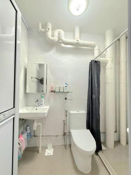 Mins Walk To Serangoon MRT Station! Newly Renovated!, , 3 Bedrooms, 1,237 sqft, HDB Flat For Rent, by Lenny Tan, 500249892 - PropertyGuru.com.sg