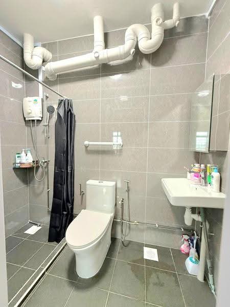Mins Walk To Serangoon MRT Station! Newly Renovated!, , 3 Bedrooms, 1,237 sqft, HDB Flat For Rent, by Lenny Tan, 500249892 - PropertyGuru.com.sg