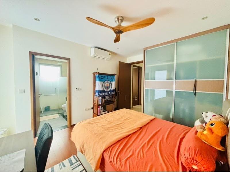 Sunny Parc, 128 Lorong K Telok Kurau, East Coast / Marine Parade, 4 Bedrooms, 2,411 sqft, Apartment For Sale, by Vina Tey, 500249893 - Junior master with ensuite - PropertyGuru.com.sg