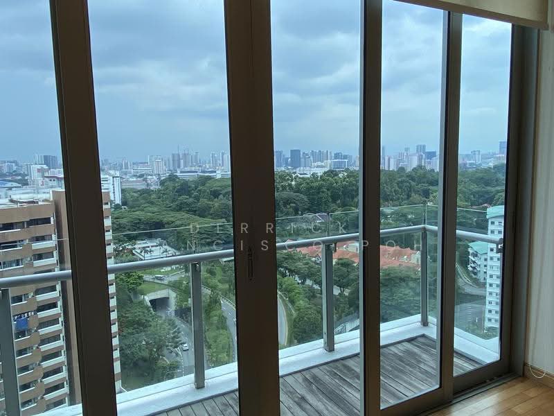 Cairnhill Crest, 2 Cairnhill Circle, Orchard / River Valley, 2 Bedrooms, 1,206 sqft, Condominium For Sale, by Derrick Francisco Poh, 500249895 - PropertyGuru.com.sg