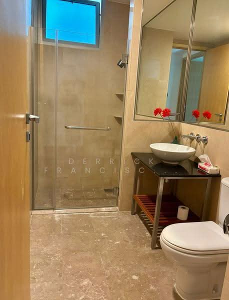 Cairnhill Crest, 2 Cairnhill Circle, Orchard / River Valley, 2 Bedrooms, 1,206 sqft, Condominium For Sale, by Derrick Francisco Poh, 500249895 - PropertyGuru.com.sg