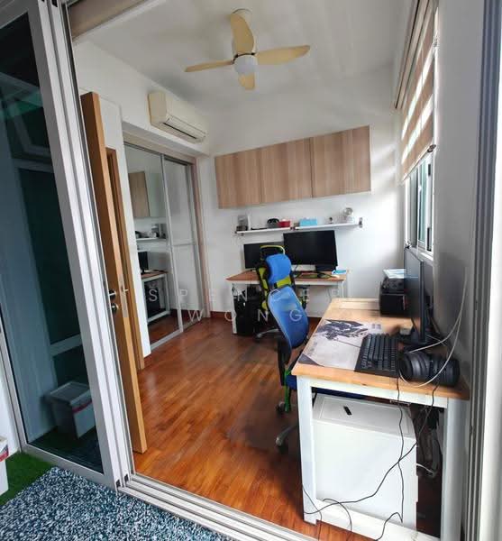 NEWest, 3 West Coast Drive, Buona Vista / West Coast / Clementi New Town, 4 Bedrooms, 2,433 sqft, Cluster House For Sale, by Spencer Wong, 500249900 - Study - PropertyGuru.com.sg