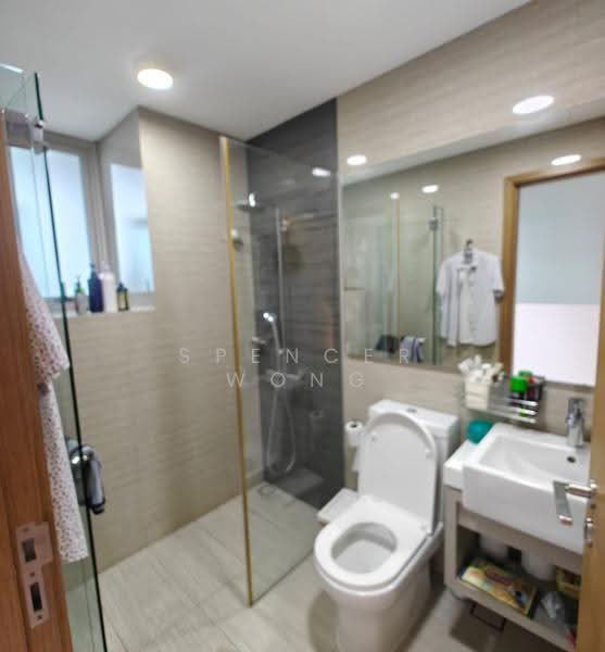 NEWest, 3 West Coast Drive, Buona Vista / West Coast / Clementi New Town, 4 Bedrooms, 2,433 sqft, Cluster House For Sale, by Spencer Wong, 500249900 - Bathroom - PropertyGuru.com.sg