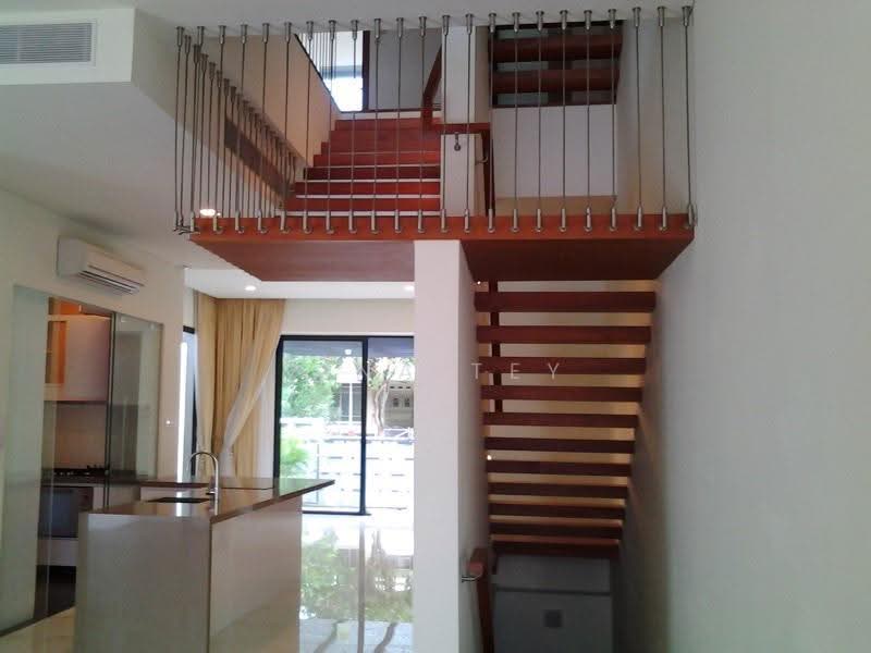 Hoover Park, 11 11, Clementi Park / Upper Bukit Timah, 7 Bedrooms, 5,000 sqft, Terraced House For Rent, by Vina Tey, 500249903 - PropertyGuru.com.sg