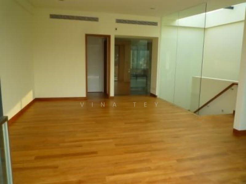 Hoover Park, 11 11, Clementi Park / Upper Bukit Timah, 7 Bedrooms, 5,000 sqft, Terraced House For Rent, by Vina Tey, 500249903 - PropertyGuru.com.sg