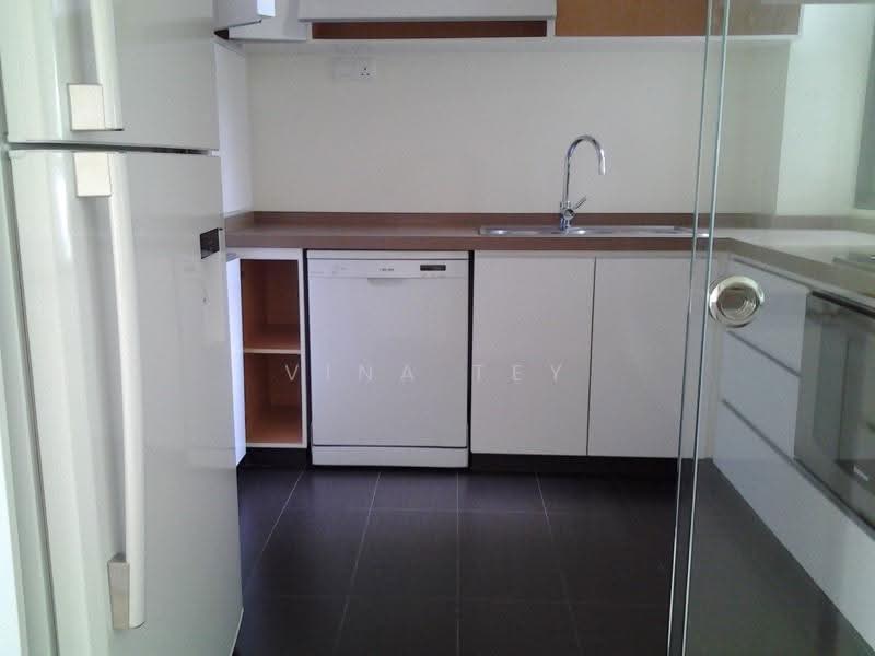 Hoover Park, 11 11, Clementi Park / Upper Bukit Timah, 7 Bedrooms, 5,000 sqft, Terraced House For Rent, by Vina Tey, 500249903 - PropertyGuru.com.sg
