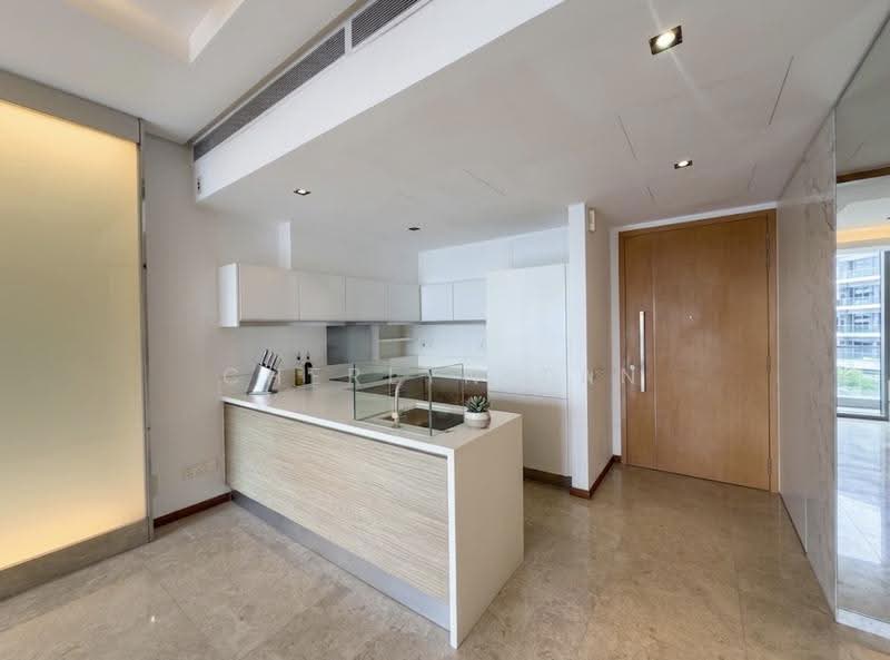 Marina Bay Residences, 18 Marina Boulevard, Boat Quay / Raffles Place / Marina, 2 Bedrooms, 1,227 sqft, Condominium For Sale, by Cherlyn Tan, 500249907 - PropertyGuru.com.sg