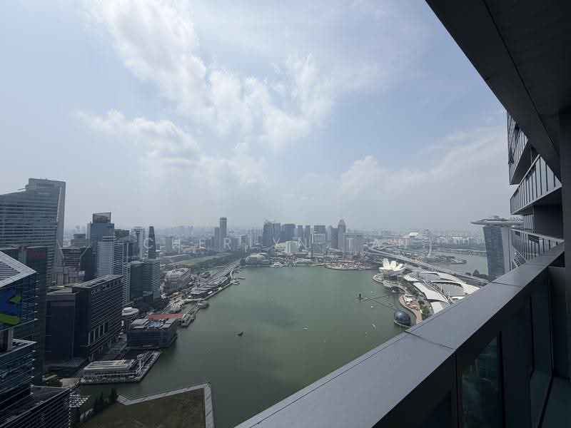 Marina Bay Residences, 18 Marina Boulevard, Boat Quay / Raffles Place / Marina, 2 Bedrooms, 1,227 sqft, Condominium For Sale, by Cherlyn Tan, 500249907 - Exterior - PropertyGuru.com.sg