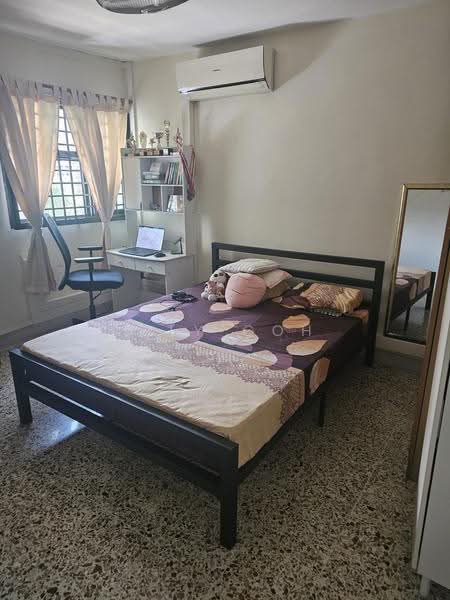 18 Bedok South Road, 18 Bedok South Road, Bedok / Upper East Coast, 2 Bedrooms, 699 sqft, HDB Flat For Sale, by Lily Goh, 500249912 - Bedroom - PropertyGuru.com.sg