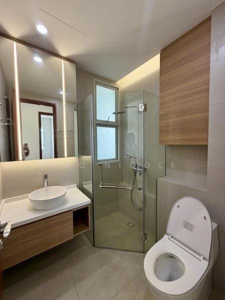 Grosvenor View, 1 Lengkong Empat, Eunos / Geylang / Paya Lebar, 3 Bedrooms, 1,776 sqft, Condominium For Rent, by Liao Nicole, 500249913 - Bathroom - PropertyGuru.com.sg