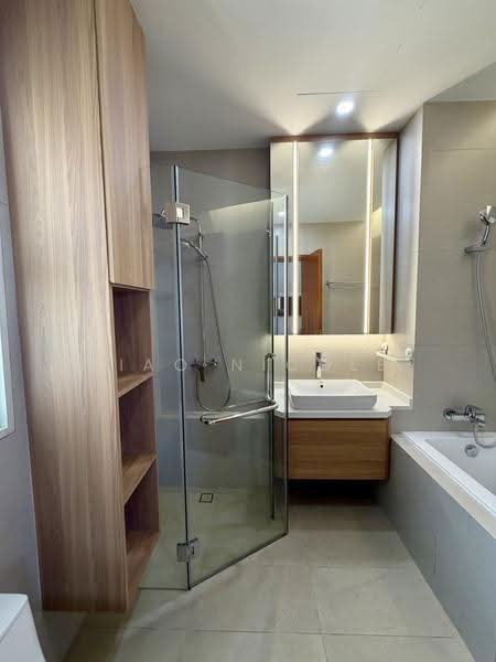Grosvenor View, 1 Lengkong Empat, Eunos / Geylang / Paya Lebar, 3 Bedrooms, 1,776 sqft, Condominium For Rent, by Liao Nicole, 500249913 - Bathroom - PropertyGuru.com.sg