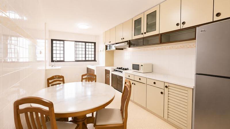 245 Jurong East Street 24, 245 Jurong East Street 24, Boon Lay / Jurong / Tuas, 3 Bedrooms, 1,012 sqft, HDB Flat For Sale, by Geoffrey Lim, 500249924 - Kitchen - PropertyGuru.com.sg