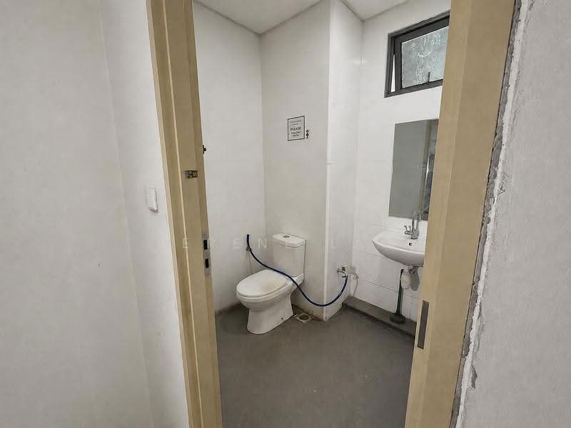 North Spring Bizhub, 11 Yishun industrial Street 1, Sembawang / Yishun, 1,539 sqft, Factory / Workshop (B2) For Rent, by Serene Law, 500249928 - Bathroom - CommercialGuru.com.sg