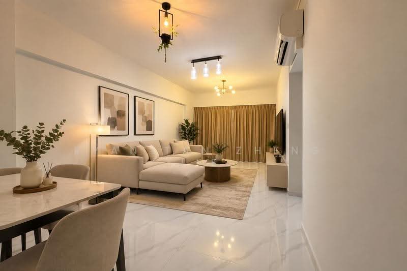 303B Punggol Central, 303B Punggol Central, Hougang / Punggol / Sengkang, 3 Bedrooms, 1,001 sqft, HDB Flat For Sale, by Ryan Tan Zheng Jie, 500249951 - Living Room - PropertyGuru.com.sg
