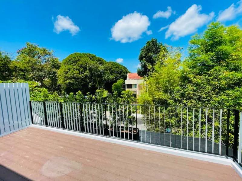WATTEN! Semi Detached - Only $9.1X mn, Watten estate Hillcrest Greenmead Greenpark Greendale Shelford, Newton / Novena, 5 Bedrooms, 4,200 sqft, Semi-Detached House For Sale, by ELAINE NG, 500249956 - Exterior - PropertyGuru.com.sg