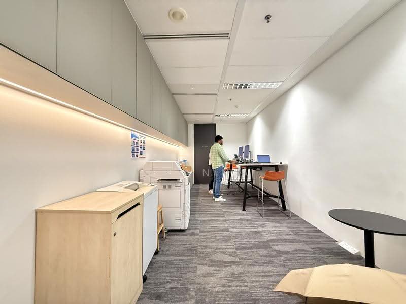 SGX Centre II, 4 SHENTON WAY, Boat Quay / Raffles Place / Marina, 5,636 sqft, Office For Rent, by Joanna Zhou, 500249959 - CommercialGuru.com.sg