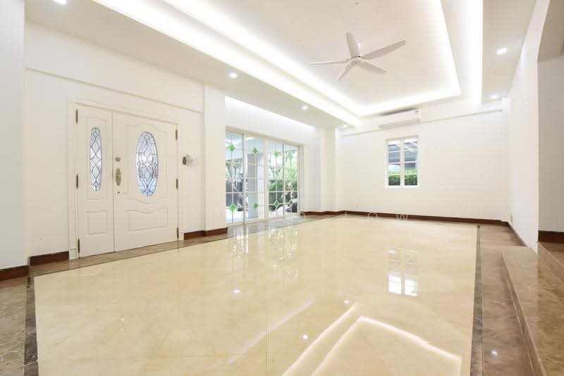 Gentle Villas, 71 Gentle Drive, Newton / Novena, 5 Bedrooms, 7,382 sqft, Detached House For Rent, by Desmond Low, 500249964 - Living Room - PropertyGuru.com.sg