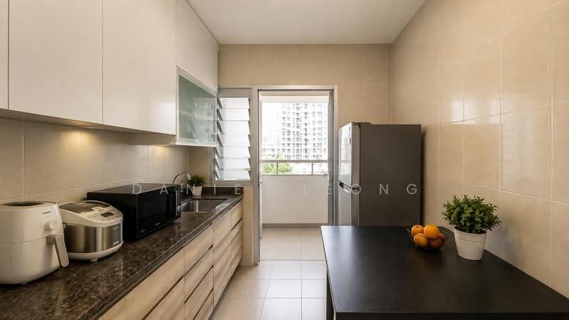 451B Sengkang West Way, 451B Sengkang West Way, Seletar / Yio Chu Kang, 3 Bedrooms, 990 sqft, HDB Flat For Sale, by Daniel Leong, 500249972 - Kitchen - PropertyGuru.com.sg