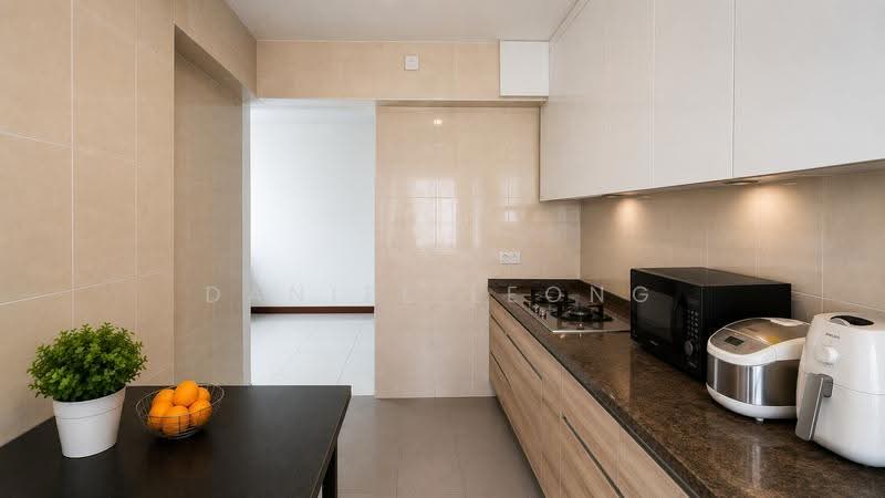 451B Sengkang West Way, 451B Sengkang West Way, Seletar / Yio Chu Kang, 3 Bedrooms, 990 sqft, HDB Flat For Sale, by Daniel Leong, 500249972 - Kitchen - PropertyGuru.com.sg