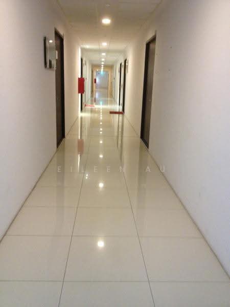 UB. One, 81 Ubi Avenue 4, Eunos / Geylang / Paya Lebar, 926 sqft, Light Industrial (B1) For Rent, by Eileen Au, 500249983 - Corridor - CommercialGuru.com.sg