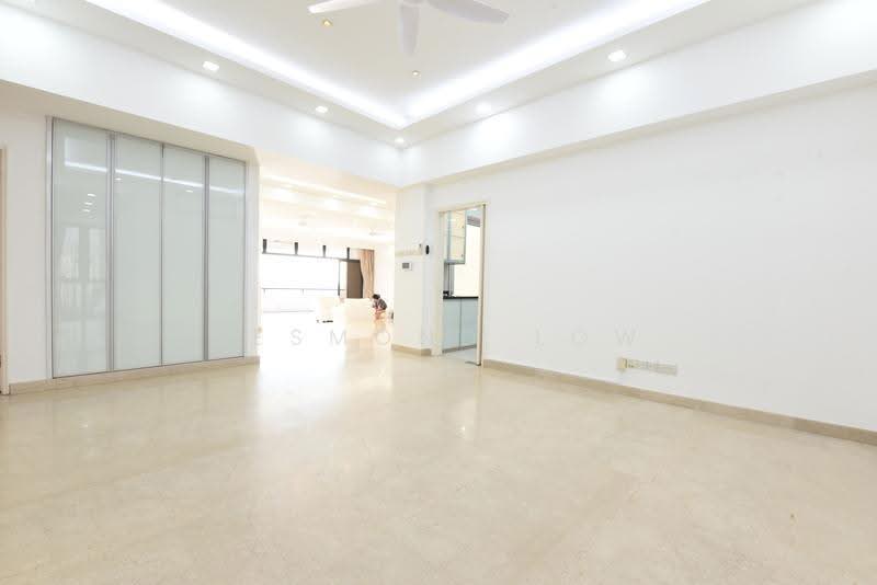Regency Park, 9 Nathan Road, Tanglin / Holland / Bukit Timah, 4 Bedrooms, 3,650 sqft, Condominium For Rent, by Desmond Low, 500249988 - Living Room - PropertyGuru.com.sg