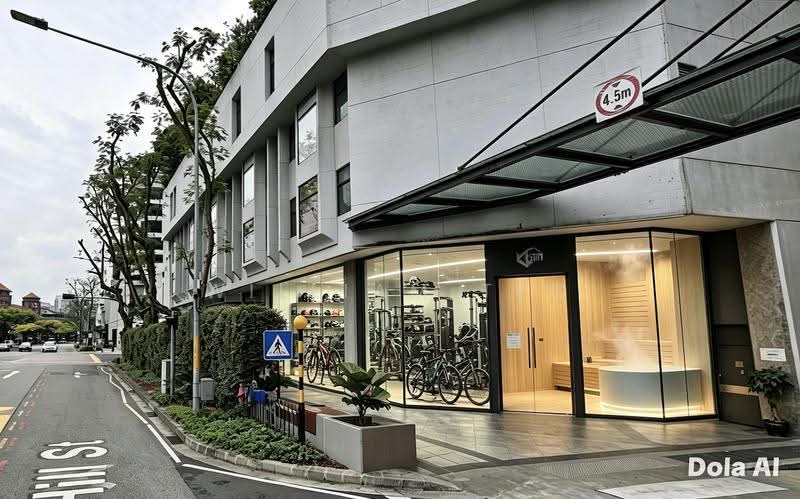 Excelsior Hotel, 5 Coleman Street, City Hall / Clarke Quay, 3,358 sqft, Food & Beverage For Rent, by William Teo, 500250004 - Exterior - CommercialGuru.com.sg