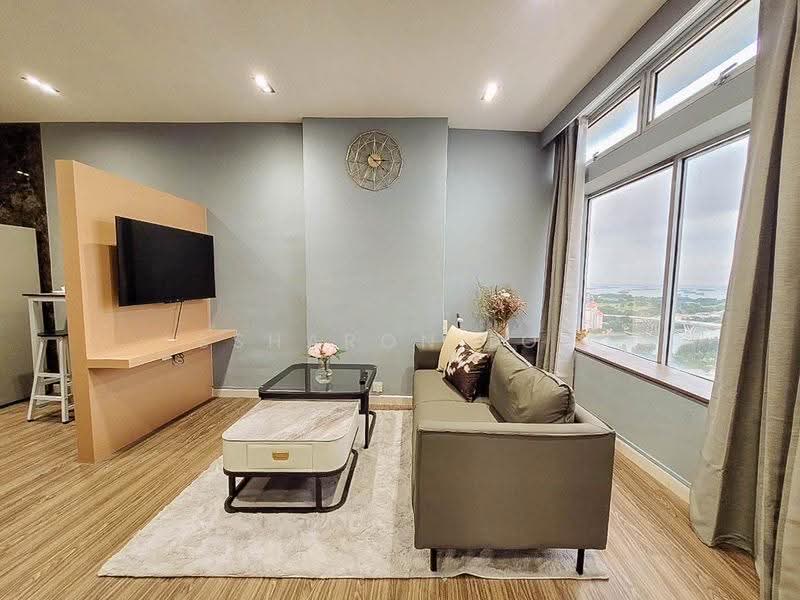 The Plaza, 7500A Beach Road, Beach Road / Bugis / Rochor, Studio, 475 sqft, Apartment For Sale, by Ssharon Loh, 500250007 - PropertyGuru.com.sg