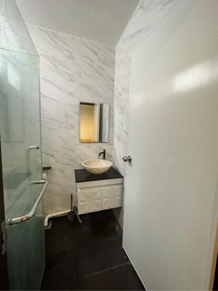 Tembeling Villas, 245 245, East Coast / Marine Parade, 1 Bedroom, 250 sqft, Detached House For Rent, by Ssharon Loh, 500250016 - PropertyGuru.com.sg