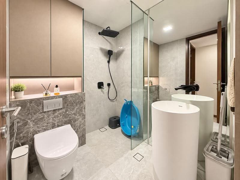 Symphony Suites, 1 Yishun Close, Sembawang / Yishun, 4 Bedrooms, 1,023 sqft, Condominium For Rent, by Shawn Lai, 500250020 - Bathroom - PropertyGuru.com.sg
