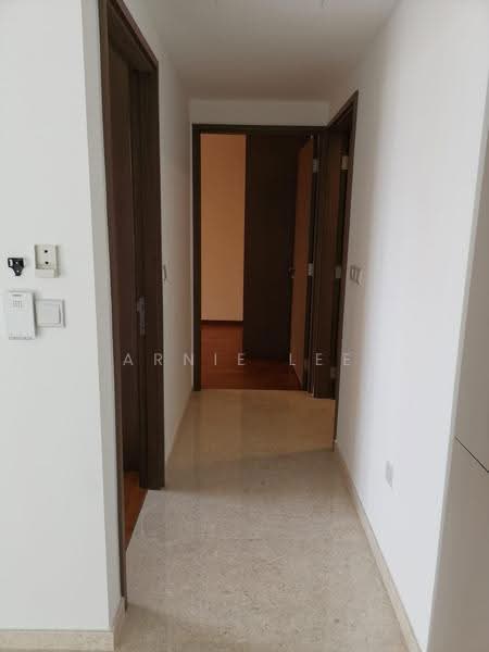 Seaside Residences, 12 Siglap Link, East Coast / Marine Parade, 2 Bedrooms, 678 sqft, Condominium For Rent, by ARNIE LEE, 500250038 - Corridor - PropertyGuru.com.sg