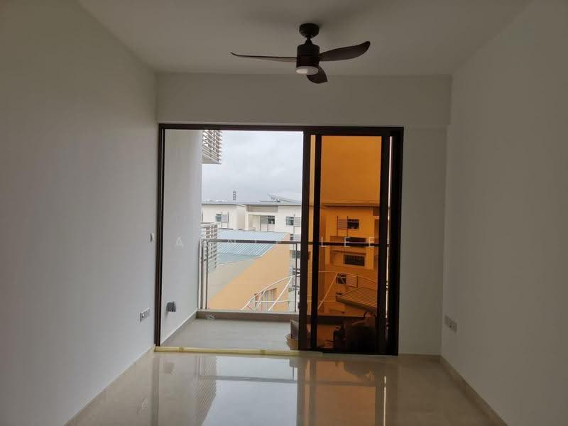 Seaside Residences, 12 Siglap Link, East Coast / Marine Parade, 2 Bedrooms, 678 sqft, Condominium For Rent, by ARNIE LEE, 500250038 - Balcony - PropertyGuru.com.sg