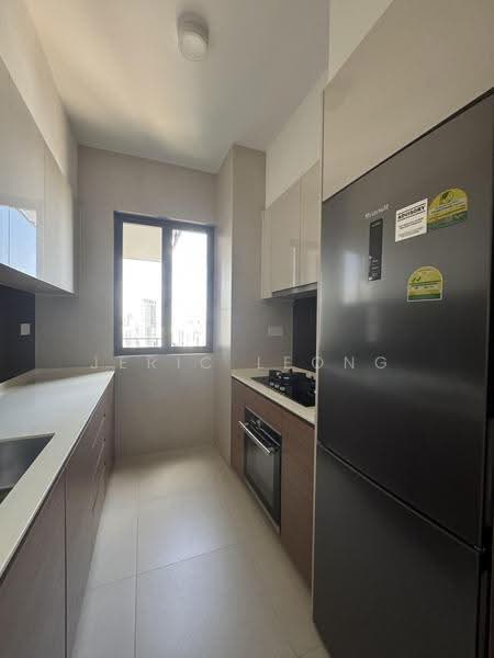 Stirling Residences, 21 Stirling Road, Alexandra / Commonwealth, 3 Bedrooms, 882 sqft, Condominium For Rent, by Jeric Leong, 500250043 - Kitchen - PropertyGuru.com.sg