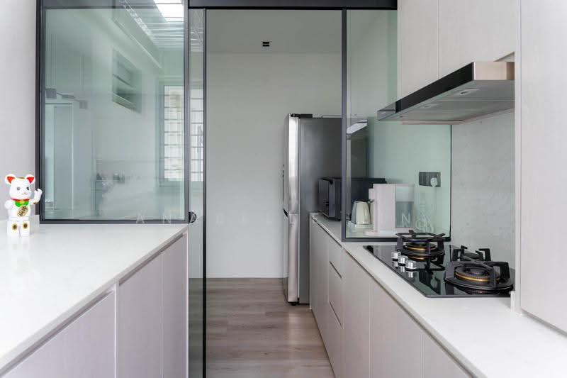 18C MacPherson Residency, 18C Circuit Road, Macpherson / Potong Pasir, 3 Bedrooms, 1,001 sqft, HDB Flat For Sale, by Anabelle Lin, 500250061 - Kitchen - PropertyGuru.com.sg