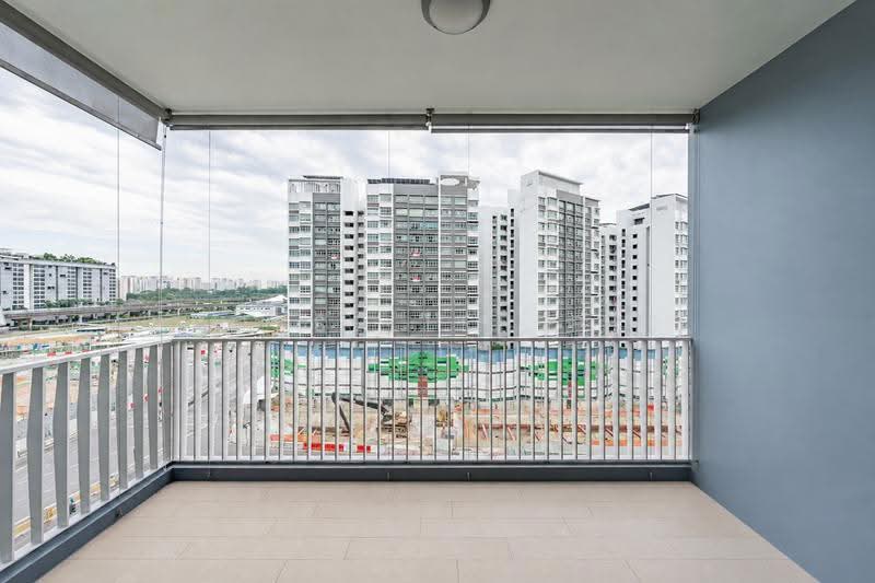 Parc Centros, 82 Punggol Central, Hougang / Punggol / Sengkang, 3 Bedrooms, 990 sqft, Condominium For Sale, by Aileen Chew, 500250064 - Balcony - PropertyGuru.com.sg