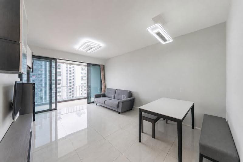 Parc Centros, 82 Punggol Central, Hougang / Punggol / Sengkang, 3 Bedrooms, 990 sqft, Condominium For Sale, by Aileen Chew, 500250064 - Living Room - PropertyGuru.com.sg