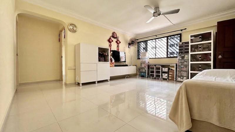 488 Jurong West Avenue 1, 488 Jurong West Avenue 1, Boon Lay / Jurong / Tuas, 3 Bedrooms, 980 sqft, HDB Flat For Sale, by Hazel Chua, 500250067 - Living Room - PropertyGuru.com.sg