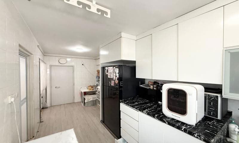 305D Anchorvale Link, 305D Anchorvale Link, Hougang / Punggol / Sengkang, 3 Bedrooms, 968 sqft, HDB Flat For Sale, by Elaine Lee, 500250068 - Kitchen - PropertyGuru.com.sg