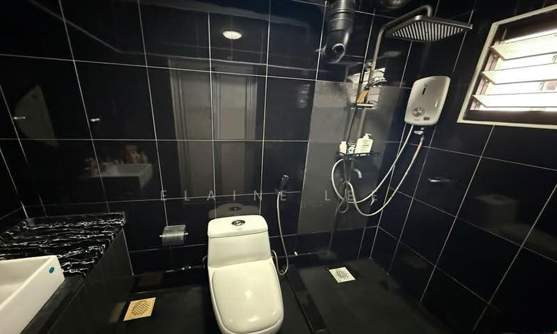 305D Anchorvale Link, 305D Anchorvale Link, Hougang / Punggol / Sengkang, 3 Bedrooms, 968 sqft, HDB Flat For Sale, by Elaine Lee, 500250068 - Bathroom - PropertyGuru.com.sg