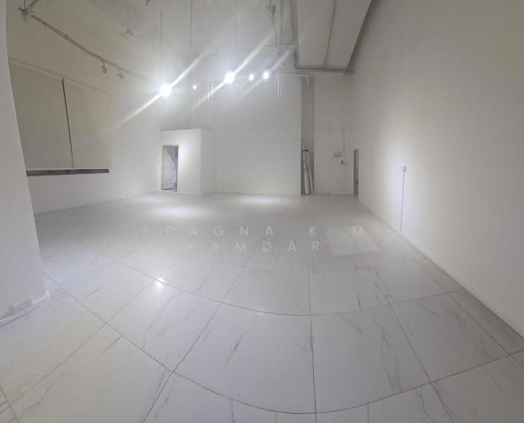 CT Hub 2, 114 Lavender Street, Balestier / Toa Payoh, 1,044 sqft, Light Industrial (B1) For Rent, by Pragna K M Kamdar, 500250070 - Interior - CommercialGuru.com.sg