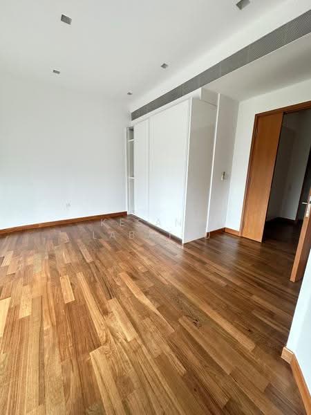 Skyline @ Orchard Boulevard, 23 Angullia Park, Orchard / River Valley, 4 Bedrooms, 2,067 sqft, Condominium For Rent, by Kesang Labattu, 500250071 - Junior Master - PropertyGuru.com.sg
