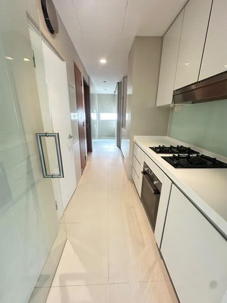Skyline @ Orchard Boulevard, 23 Angullia Park, Orchard / River Valley, 4 Bedrooms, 2,067 sqft, Condominium For Rent, by Kesang Labattu, 500250071 - Kitchen - PropertyGuru.com.sg