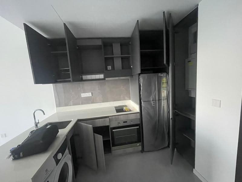 Riverfront Residences, 41 Hougang Avenue 7, Hougang / Punggol / Sengkang, 2 Bedrooms, 614 sqft, Condominium For Rent, by Alison Lee, 500250075 - Kitchen - PropertyGuru.com.sg