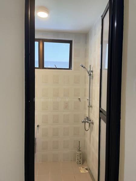 Pasir Ris Beach Park, Pasir Ris Avenue, Pasir Ris / Tampines, Room Rental, 150 sqft, Terraced House For Rent, by Fendy Lee, 500250084 - Bathroom - PropertyGuru.com.sg