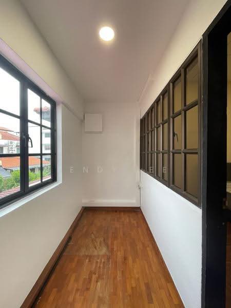 Pasir Ris Beach Park, Pasir Ris Avenue, Pasir Ris / Tampines, Room Rental, 150 sqft, Terraced House For Rent, by Fendy Lee, 500250084 - Balcony - PropertyGuru.com.sg
