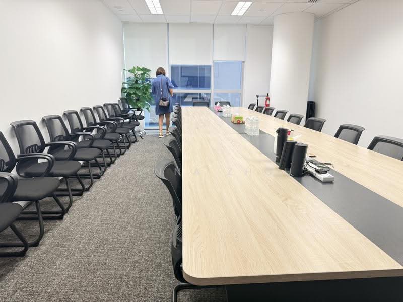 Paya Lebar Quarter, 2 Paya Lebar Road, Eunos / Geylang / Paya Lebar, 5,113 sqft, Office For Rent, by Joanna Zhou, 500250090 - CommercialGuru.com.sg